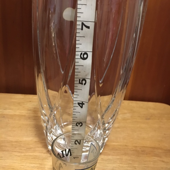 Crystal Vase - Picture 3 of 8